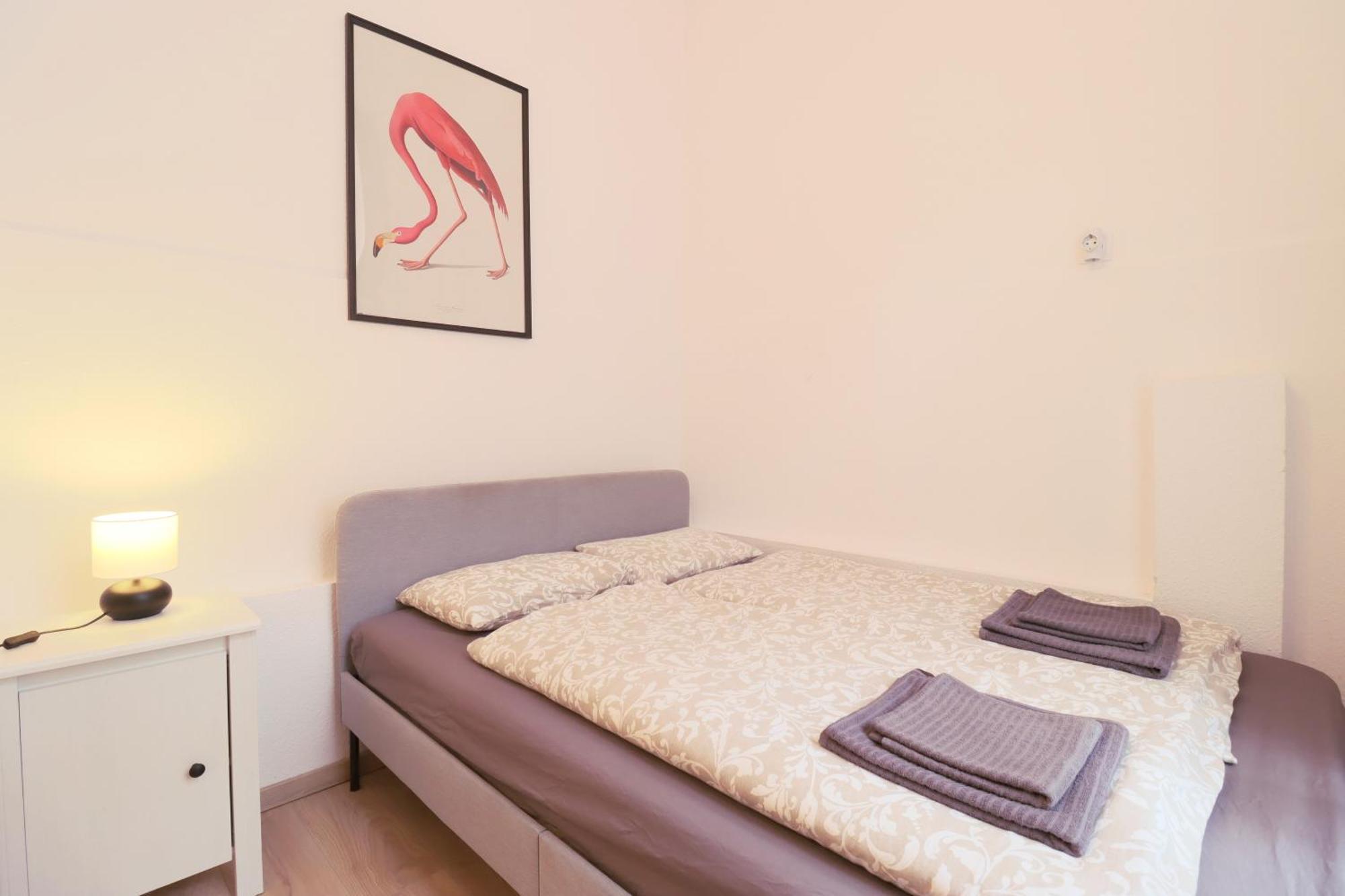 Joseph Boulevard Apartment - 3Bdr, 2Bath, 8Ppl Budapest Esterno foto